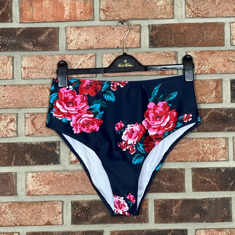 NWOT Blooming Jelly Floral Bikini Bottom